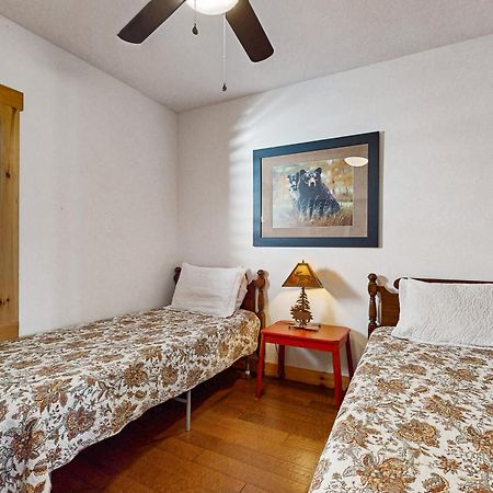 Big Sky Villa Whittier ภายนอก รูปภาพ